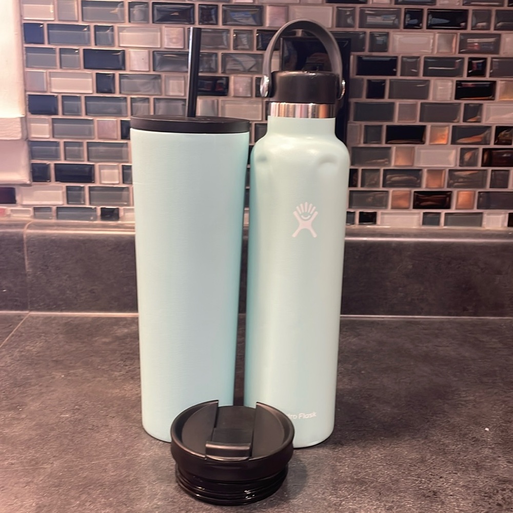 Hydro Flask Light Green Bottle and Simply Modern Tumbler Set
